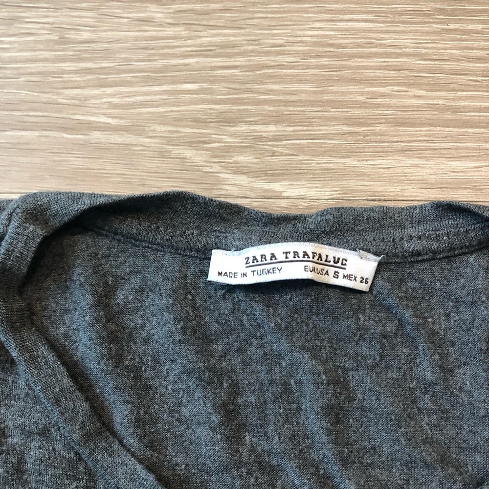 Zara TRF Basic Top - Picture 2 of 2